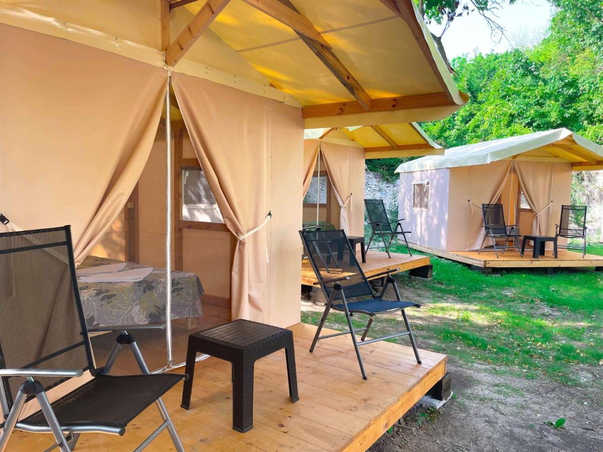 Divoto Glamping Ξενοδοχείο Μπαλτσίκ Εξωτερικό φωτογραφία