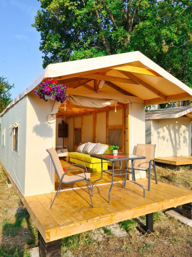 Divoto Glamping Ξενοδοχείο Μπαλτσίκ Εξωτερικό φωτογραφία